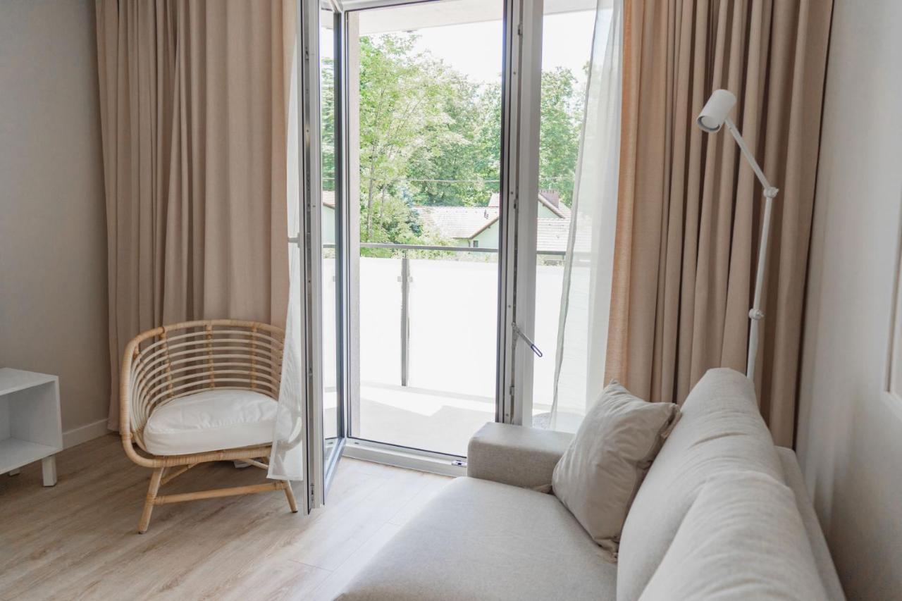 Green Leaf Jawor Apartamenty Extérieur photo
